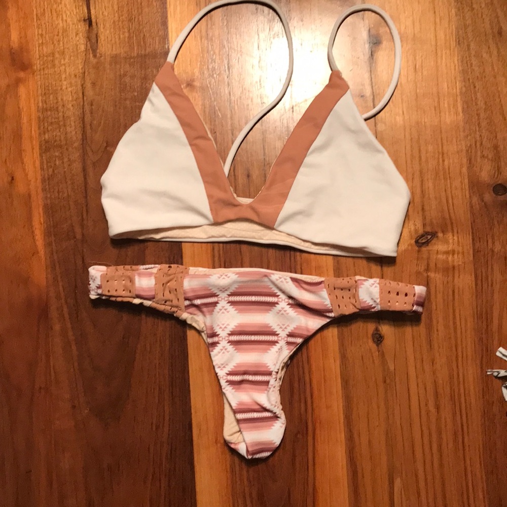 Acacia bikini
